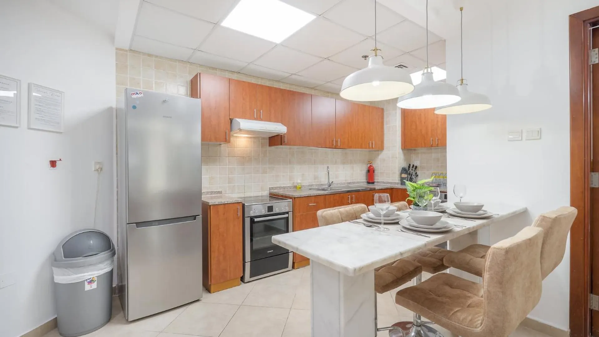 Apartment Spacious & Serene 2 Bedroom In Dubai Marina For 4
